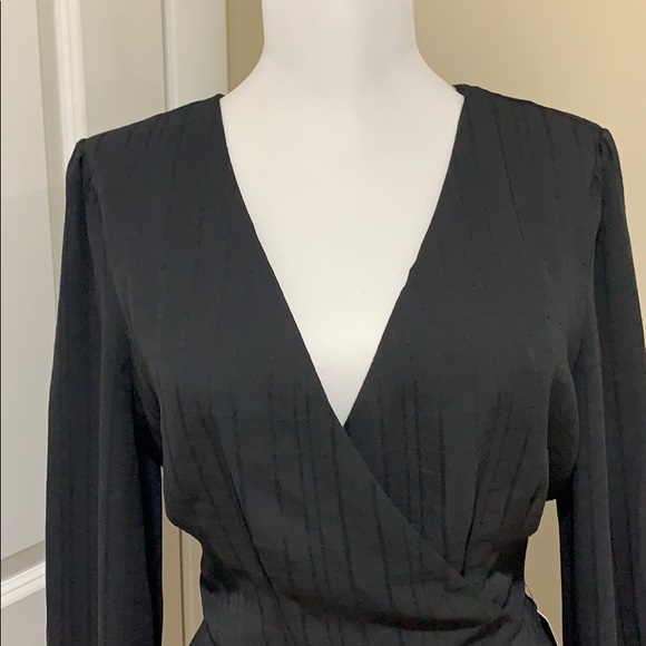 Express black summer long sleeve dress w/ zipper - Picture 2 of 3
